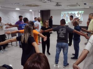 Instrutores do Sesi ES recebem treinamento em ginástica laboral