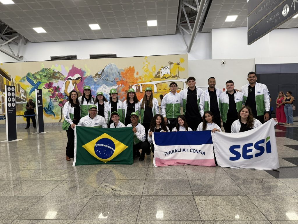 Equipes Hyoku e Gear One embarcaram para o mundial no dia 22 de setembro. Foto: Divulgação.